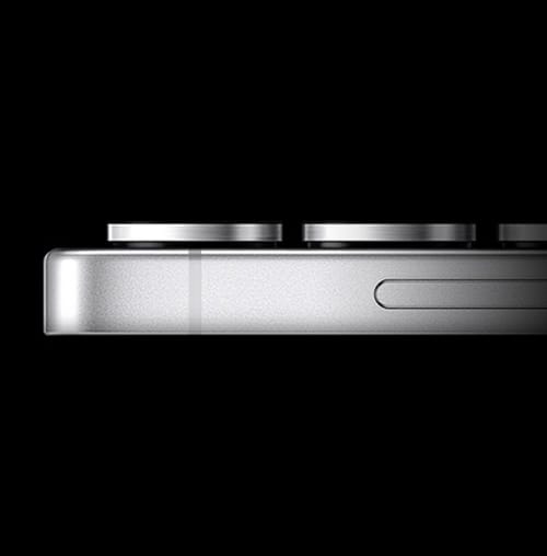 Samsung Galaxy S25 Ultra Ultra-strong titanium