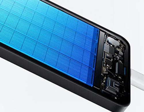 Powered by 15W fast charging